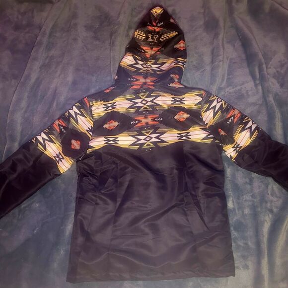 Men's Black Patterned Performance Jacket - Picture 3 of 3